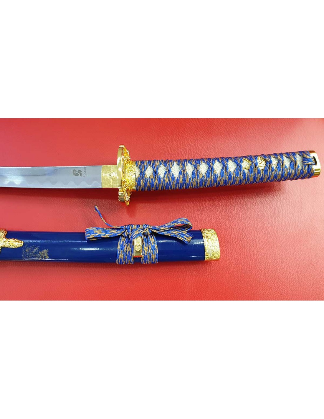 Wakizashi Gold Blue Scabbard 66 Cm