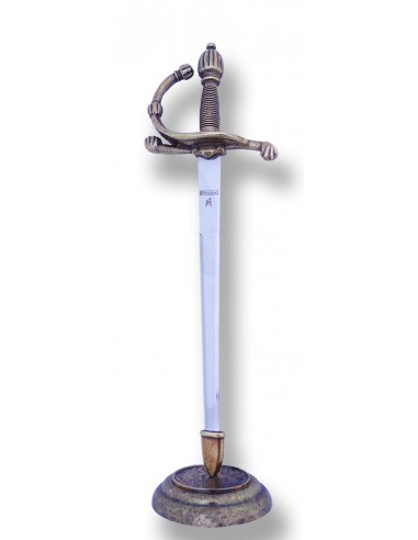 Tagliacarte Greco Ottone di Zetan Medieval Piparters e Mini Swords acquista online