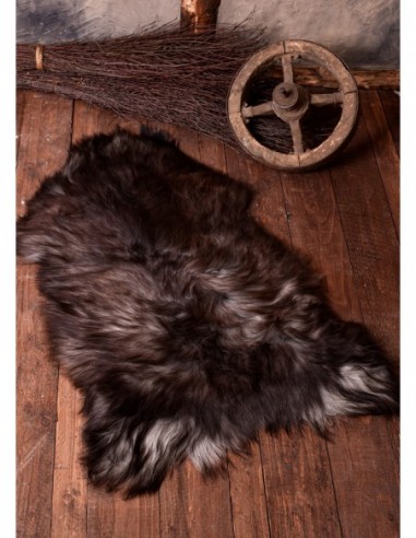 Marbled Nordic Sheepskin - Zetan Medieval Store- Medieval and Roman bibs