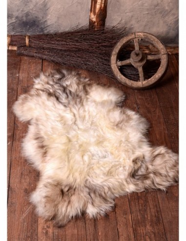 Nordic Sheepskin Light Color - Zetan Medieval Store- Medieval and Roman bibs